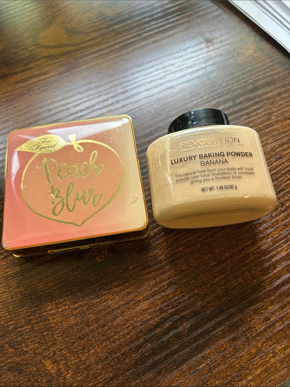 Too Faced Peach Blur Compact with Revolution Luxury Baking Powder - Banana